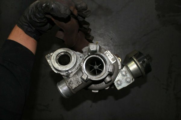 2016 Volkswagen VW Tiguan II OEM Genuine Turbo Turbocharger 04L253010T - Image 5